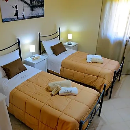 La Casa Di Betty 4* Albanella