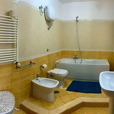 La Casa Di Betty Albanella